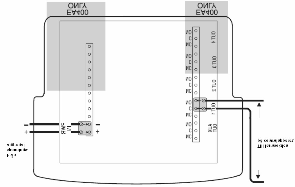 Utgångar EA200/EA400 har en utgång per kanal. Utgången är ett växlande relä som kan programmeras att vara antingen NC eller NO. Anslut larmslingan till önskad kanalutgång.