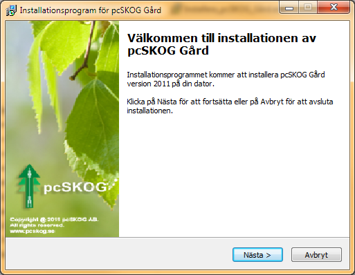 pcskog Gård levereras på en CD-ROM. Med programmet levereras även demonstrationsfastigheten Älvdalen 1:1. Man kan även aktivera pcskog Fält om man man köpt en licens för denna produkt.