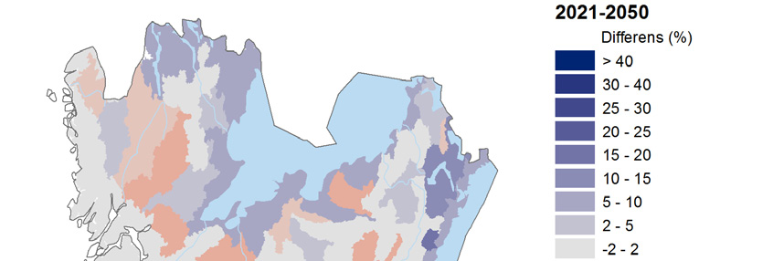 Percentilkartorna visar för 2021-2050 minskning respektive ökning.