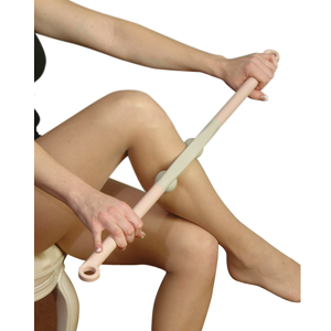 Massageredskap för egenvård AccuMassage 490,00 kr Med AccuMassage kan du själv knåda nacke, axlar eller ben och befria dig själv från smärta samtidigt som du får en skön massage.