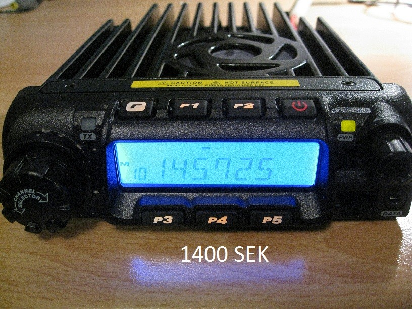5252 SM3LDP driver ju en liten affär vid sidan av arbetet. Det är ju Kinesiska radioapparater som flera av klubbmedlemmarna använder.