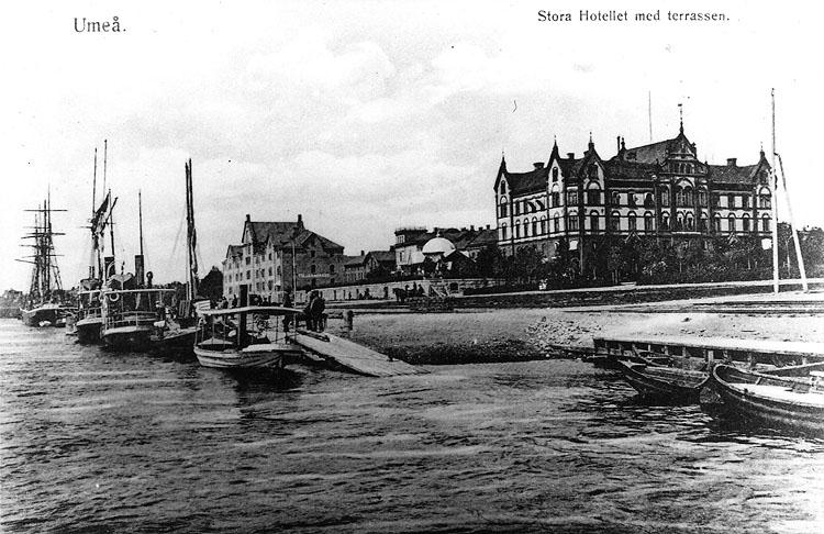 Bildbilaga Bild 1. Hamnen och nybyggen i Umeå år 1893. Elverket (klart 1892) är i mitten av bilden.