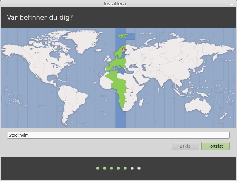 Syftet med detta steg är att avgöra vilken tidszon du befinner dig i. Eftersom vi har samma tidszon i hela Sverige så behöver du bara klicka på Fortsätt.