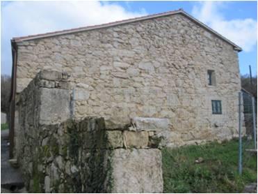 PAZO DE TRASFONTAO SOLUCIÓN DE PROTECCIÓN E IMPERMEABILIZACIÓN A LA PIEDRA DE LAS FACHADAS DEL PAZO DE TRASFONTAO (Pazo con capilla adosada y casa exterior) SILLEDA,