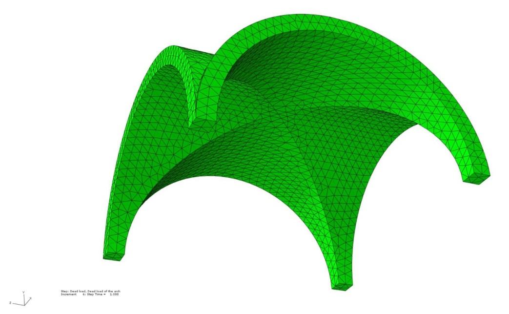 element (C3D20 i Abaqus). Dessa består av kuber med noder i hörnen och dessutom en nod mitt på varje kant. Se figur 7.27 för en illustration av elementtyperna.