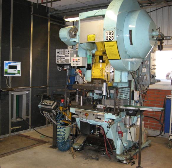 Smålandsstenar (100 ton) Mekanisk press, automat Teknisk data, press nr 109 220: 1 000 kn (100 ton) Mothållarkraft: - 900