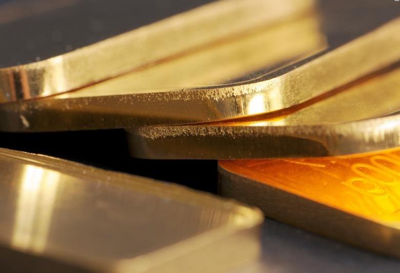 MARVIN TRUST LTD* innehar en portfölj av såväl fysiskt guld som aktier i guld- och silvergruvor som generell säkerhet för alla insättningar i MARVIN GROUP.