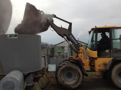 Långhult En Biogas traditionell och Söderlinds anläggning ekologiska grönsaker - Exempel Efterrötkammare19 m 3 aktiv kylning Rötkammare 510 m 3 Växthus 1 500 m 2 Gasbehandling genom kylslinga Gas