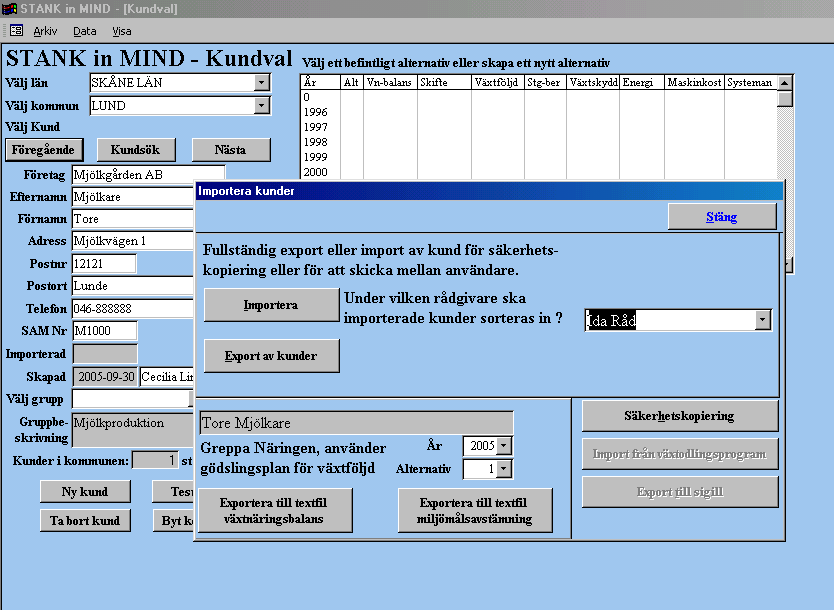 Sida 40(63) Bilden där textfiler skapas nås via knappen Import och export. Välj för vilket år och alternativ textfil ska skapas. Tryck på knappen Exportera till textfil växtnäringsbalans.