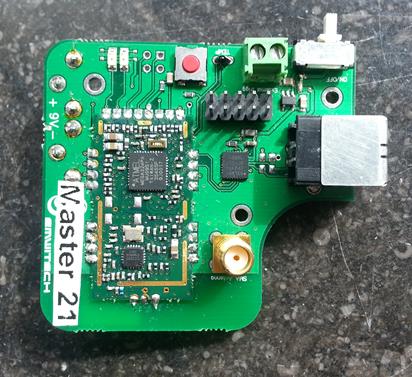 Figur 4 Lansen radiomodul 2.5 Operativsystem Ett operativsystem är ett program som fungerar som en mellanhand mellan hårdvaran och de applikationer som körs ovanpå operativsystemet.