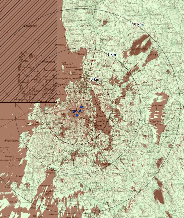 32 mot syns vindkraftverken, till och med på över 10 kilometers avstånd, över långa öppna områden, som på öppna odlingsområden samt öppna myr- och sjöområden.