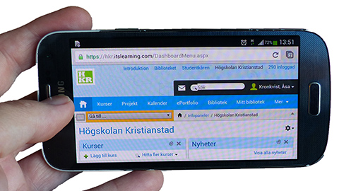 http://www.distans.hkr.se/itslearning/snabbstart/ Om du har en äldre mobiltelefon kan du prova via itslearning.mobi. Den sidan är dock sämre och bör bara användas i nödfall.