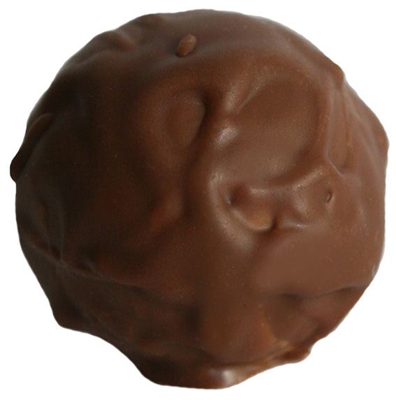 GRÄDDPRALINER MÖRK CHOKLADPRALIN (0400) med sammetslen mörk ganache från 4,60 kr/st Tillverkade i Sigtuna Vikt fyrkantiga 9 gram, kulor 10 gram Innehåller Direct-trade choklad från Felchlin, Valrhona