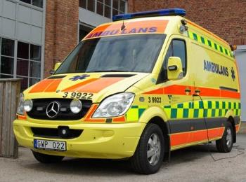 SJUKTRANSPORT- FORDON 216 000 AMBULANS- UPPDRAG 13,0