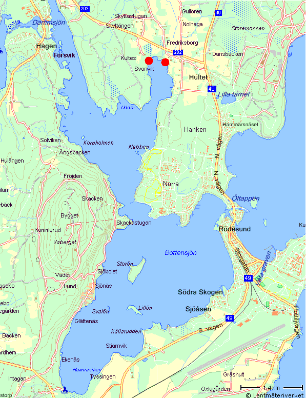 Joel Forsmoo & Daniel Östberg N3 5. Geografisk områdesbeskrivning Bottensjön Bottensjön är en grund och mesotrof sjö belägen mellan sjön iken och ättern strax utanför Karlsborg.
