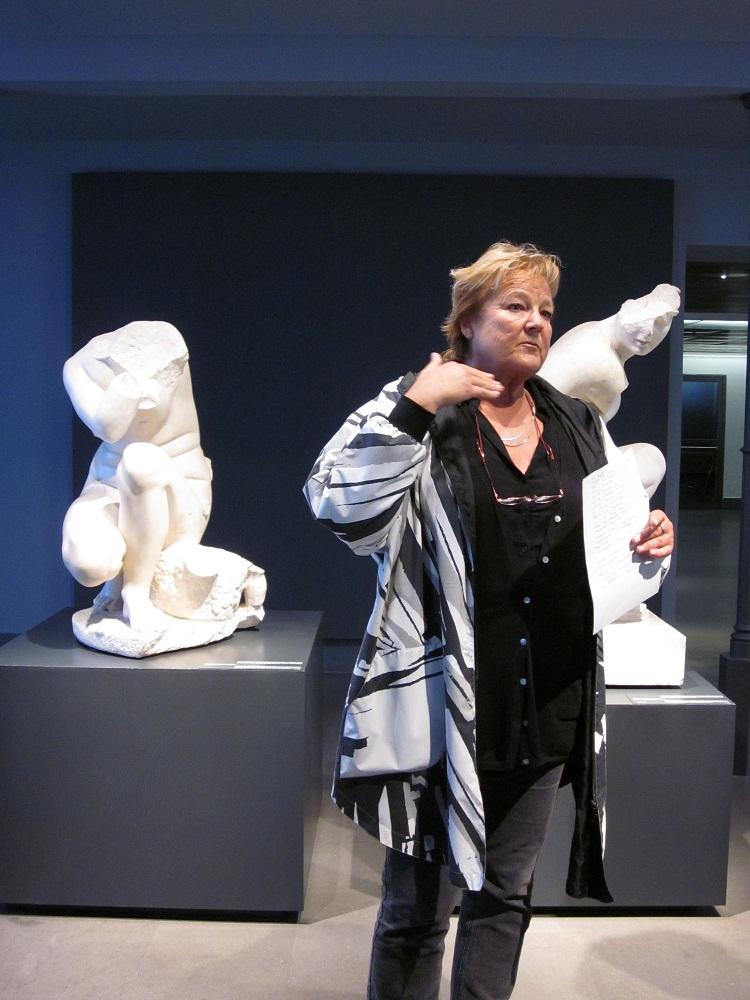 Palazzo Massimo alle Terme I museets utställning diskuterade gruppen: - Är det möjligt att i en utställning kombinera den estetiska upplevelsen av antik marmorskulptur, filtrerad genom de