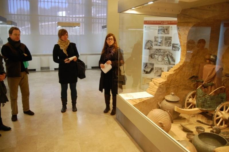 Museo Nazionale Etrusco di Villa Giulia Frågor som diskuterades av gruppen var: -Vad tror vi är intentionen med museet och vem riktar man sig till?