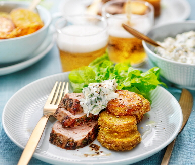 10/2/2015 Helstekt fläskfilé med ostkräm Recept ICA.se RECEPT MEDEL TID: UNDER 60 MINUTER Helstekt fläskfilé med ostkräm 19 röster En vardagsmiddag som påminner om svunna tiders söndagsstek.