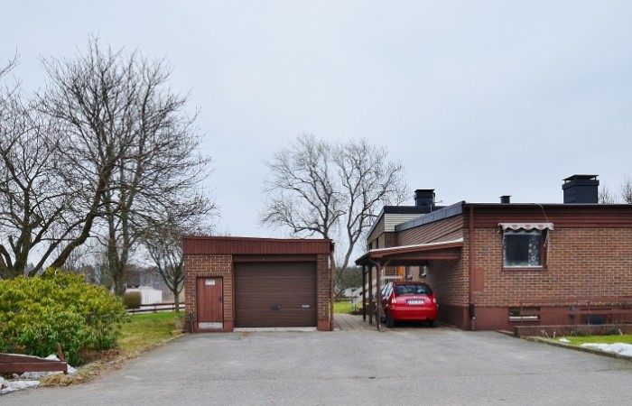 Län Blekinge Gatuadress Kommun Karlskrona Storlek 9 rum (6 sovrum) / 119 m² Område