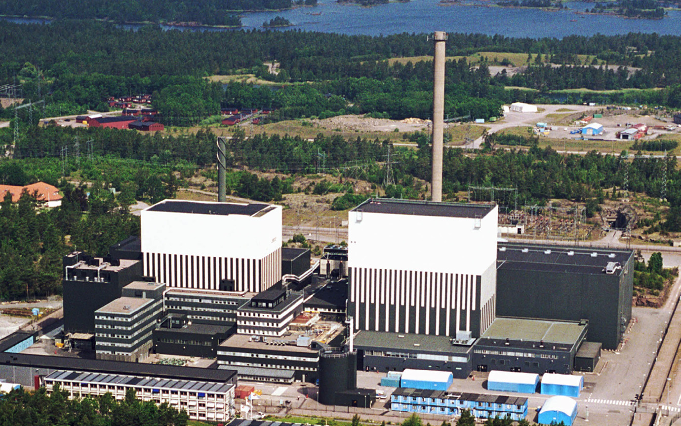 De nya reaktorerna får bara uppföras på de platser där de befintliga är lokaliserade. Även om antalet blir det samma kan kapaciteten, med tio nya reaktorer, utökas kraftigt.