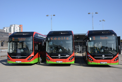 Projektet i Stockholm är en del av EUprojektet ZeEUS (Zero Emission Urban Bus System) som drivs av den internationella Laddade för premiär. Foto: Ulo Maasing. kollektivtrafikunionen UITP.