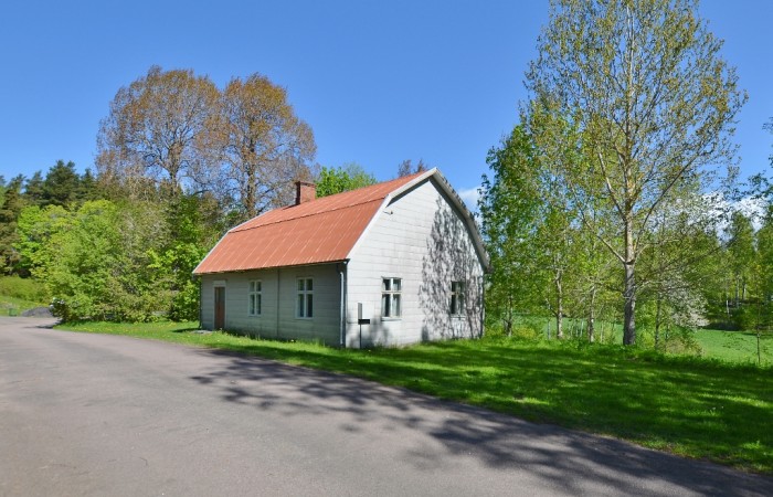 Län Östergötland Gatuadress Kommun Motala Storlek 1 rum (1 sovrum) / 80 m² Tillträde