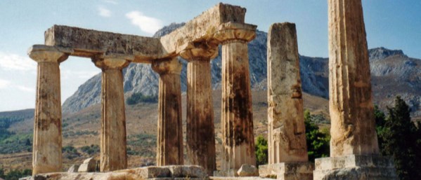 Månadens bibelundervisning 1:a och 2:a breven till de kristna i Korinth Staden Korinth var en ganska ny stad på Paulus tid.