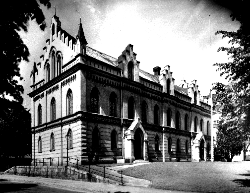 GÄVLES FRIMURERI Gävle har en spännande historia vad gäller frimurarnas verksamhet. Som gävlebor vill vi gärna belysa denna historia.