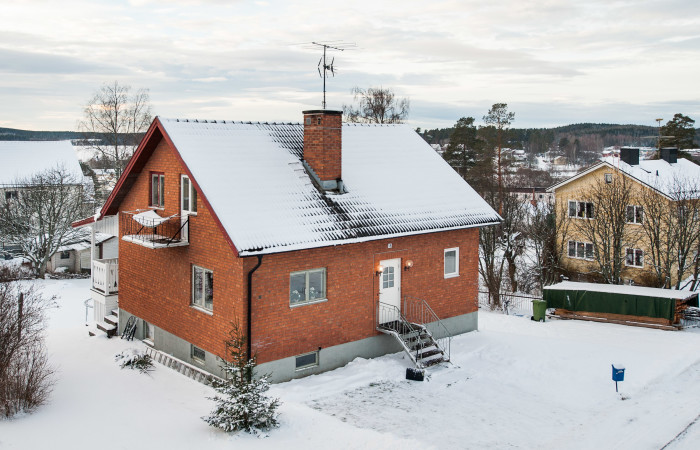 överenskommelse " Huset har ett bra läge och en stor