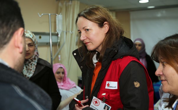 Året som gått 9 Ordförande Eva von Oelreich i flyktingläger, Libanon Humanitet utan gränser JUST NU är över 50 miljoner människor på flykt.
