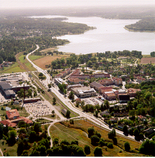 Årsredovisning 2001 Vallentuna centrum med