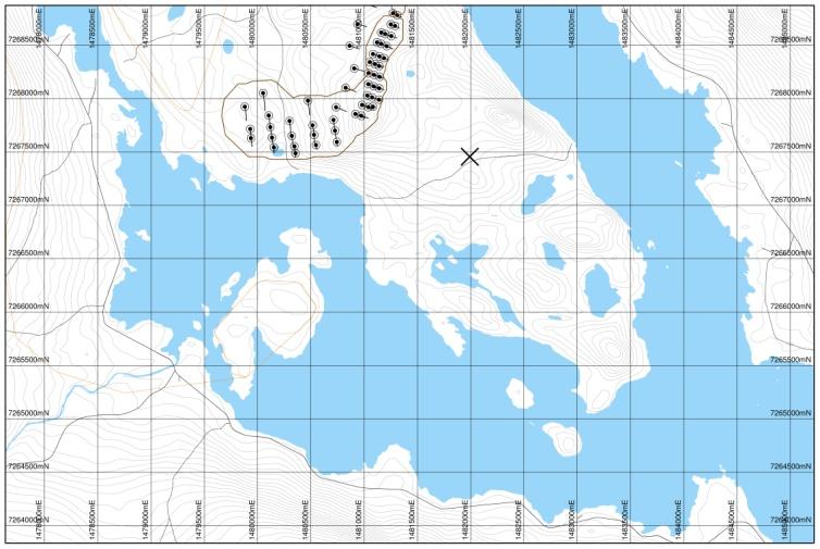 11 2. Sundsberget (föranleddes av fig. 5). 3. Landskapet innanför Björknäsviken (föranleddes av fig. 6). Rönnbäcknäsets sydöstligaste del med bl.a. Rödingstjärnarna och Fällan Platsbesök på Rönnbäcknäsets sydöstliga del motiveras av: Alternativa lokaliseringar för anrikningsverk (se fig.