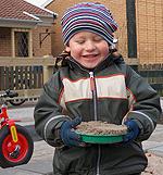 Att göras till riktig" pojke Etnografisk undersökning: 2 förskolor i 2 år. Intervjuer, observationer, samtal, deltagande. Förskola skola, fritidsmiljö och hemmiljö.