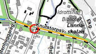 Billeshög. Vid Billeshögsskolan slutar cykelvägen som går från centrum. Det planeras för en bensinstation och servicebutik norr om detta. Åtgärder: Förläng cykelvägen 20 m fram till Billeshögsvägen.