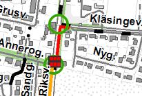 Anlägg gång- och cykelövergångsställe i korsningen vid stationen. Måla cykelfält på båda sidor vägen halvvägs till stationen. Hastighetsbegränsning för trafik från Härslöv. Riksvägen/Annerogatan.