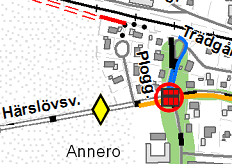 Tågarp Stationen/Härslövsvägen. Härslövsvägen har ibland trafik med hög hastighet och saknar GC-väg. Korsningen vid stationen saknar övergångsställe.