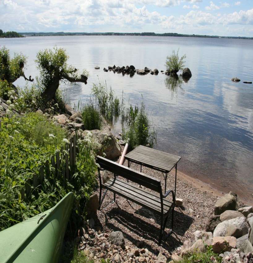 Promenadstråk med grill-