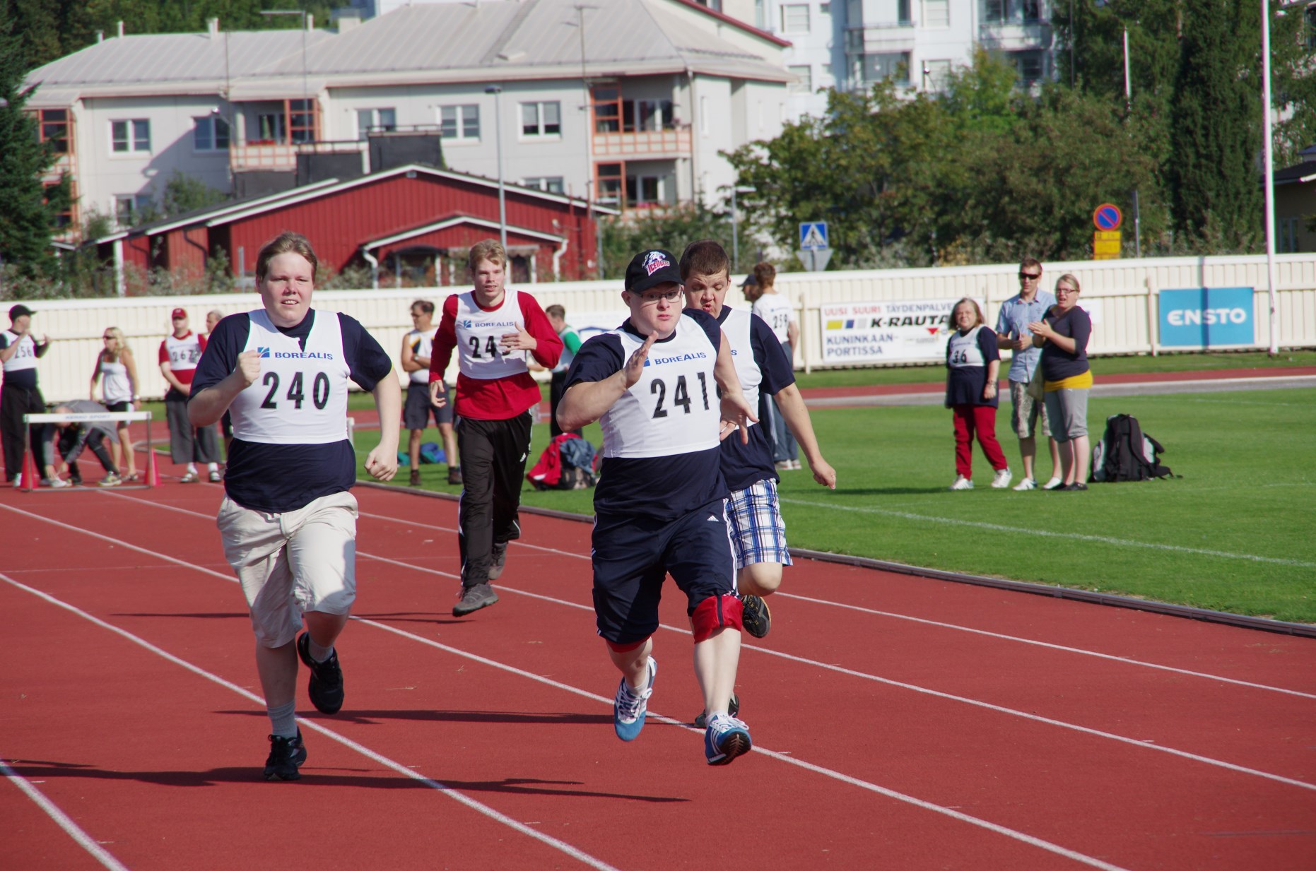 Friidrottsträningar på WHA Nyhet för våren är friidrottsträning på Wiklöf Holding Arena. Tid: tisdagar med start 7 maj - 11 juni kl. 15.30-16.