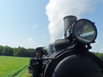 Vad händer i vår - Cirklar, grupper och kurser Badgruppen - avslappningsbad Vi som är hörselskadade spänner oss ofta och mår därför bra av att slappna av i det ljumma bassängvattnet uppe i