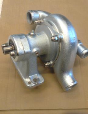 Motorns ingående delar Vattenpump Specifikation: Anslutningsdimension: