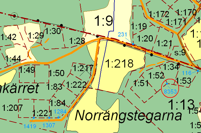 6.3.2 Kontroll av fastighetsgränser i ett kontrollområde De noterade koordinaterna i från-systemet skiljer sig drygt 2 m mellan Norrveda 8 (se figur 20) och angränsande delområden men är noterade i