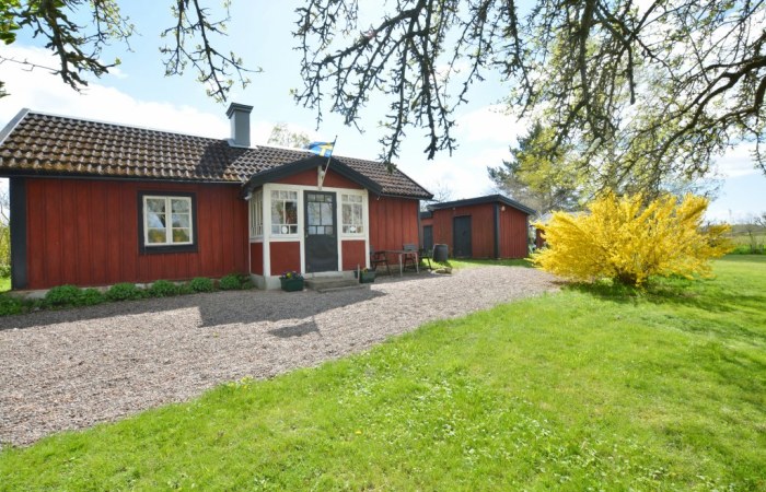 Län Östergötland Gatuadress Kommun Vadstena Storlek 2 rum (1 sovrum) / 30 m² Område Granby