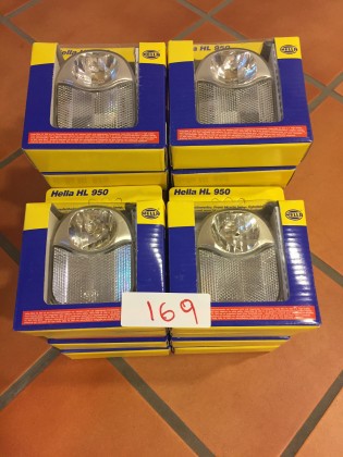 13 st 3-liters färdigblandad Kemetyl Spolarvätska. 0576-162 Avslut: 19:41 600.00 kr exkl moms 37 st 1-liters Glykol. 0576-163 Avslut: 19:42 1 200.00 kr exkl moms Motip.