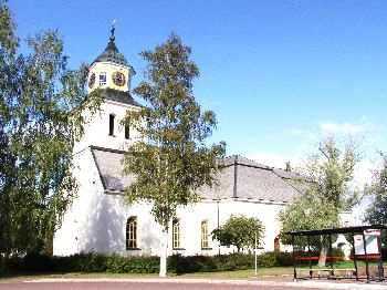 SOLLERÖ KYRKA Häradsarvet 196:3; Solleröns församling; Mora kommun; Dalarnas län BESKRIVNING OCH HISTORIK Siljans största ö, Sollerön, koloniserades tidigt, redan under stenåldern.