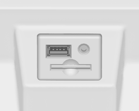 144 Infotainmentsystem CD 300/CD 400 USB-port Allmän information Under den gångjärnsupphängda instrumentpanelen på mittkonsolen finns en USB-port för anslutning av externa ljudkällor.