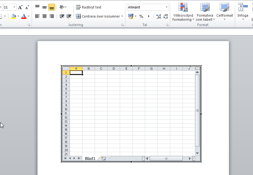 Genom att välja Microsoft Excel-kalkylblad, kan vi direkt tala om att vi behöver ett inbäddat kalkylblad i presentationen. Och härifrån kan vi bygga vidare, precis som i metod 1.