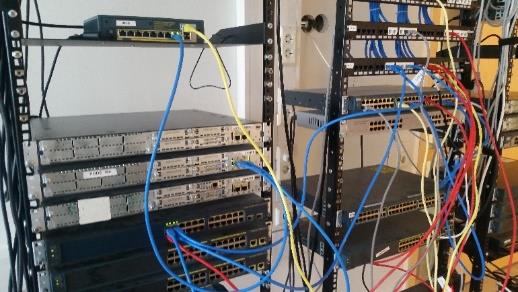 Figur 17 ASR ring ritad via BECS 6.1 Testmiljö Under examensarbetet användes två olika testmiljöer, en på Mälardalens högskola och den andra hos Fibra, se figur 18.