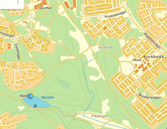 Elljusspår, Barnsjön Typ av spår: Elljusspår. Längd: 2 km (röd slinga) och 1,2 km (gul slinga). Bredd: 2 m i genomsnitt (1-4 m). Belysning: Impregnerade trästolpar med luftledning.