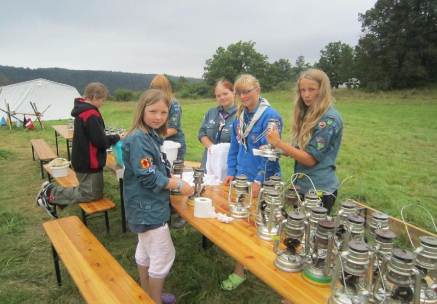 Årsredovisning för Boråskretsen av Räkenskapsåret 2010-09-01 -- 2011-08-31 Innehåll: sida