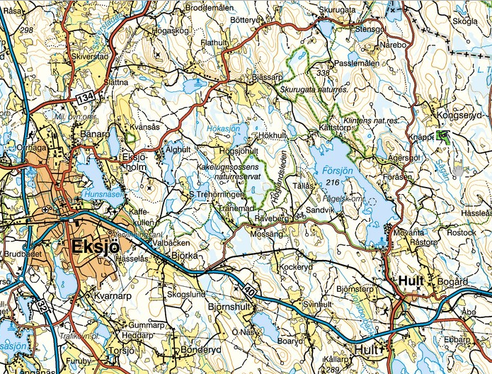 VÄGBESKRIVNING Från Eksjö kör man mot Hult och därefter norrut mot V. Ryd. Vid en skylt, ca 4,5 km efter Hults samhälle svänger man höger för att komma till fastigheten.